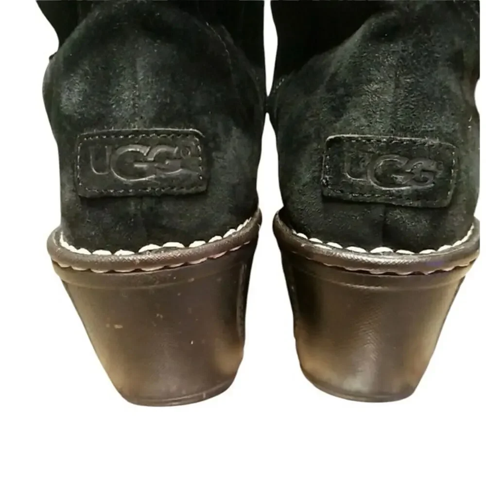 UGG Hartley Knee High Boots Black Suede & Sheep Skin Wedge S/N 3342 Size 7 M